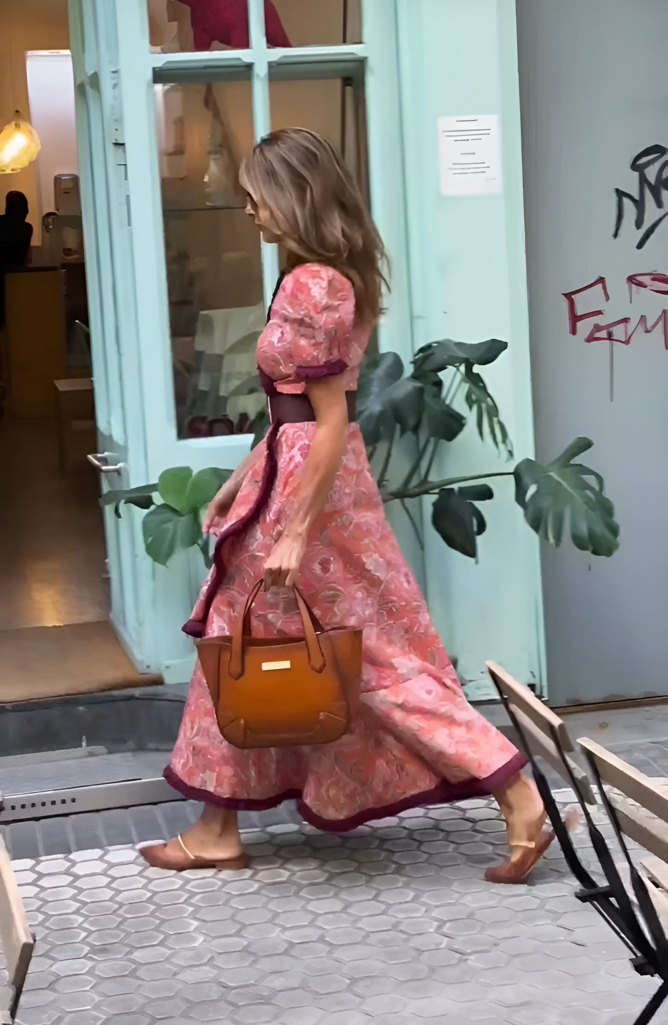 Ellie | Feminint snit med farverig elegance